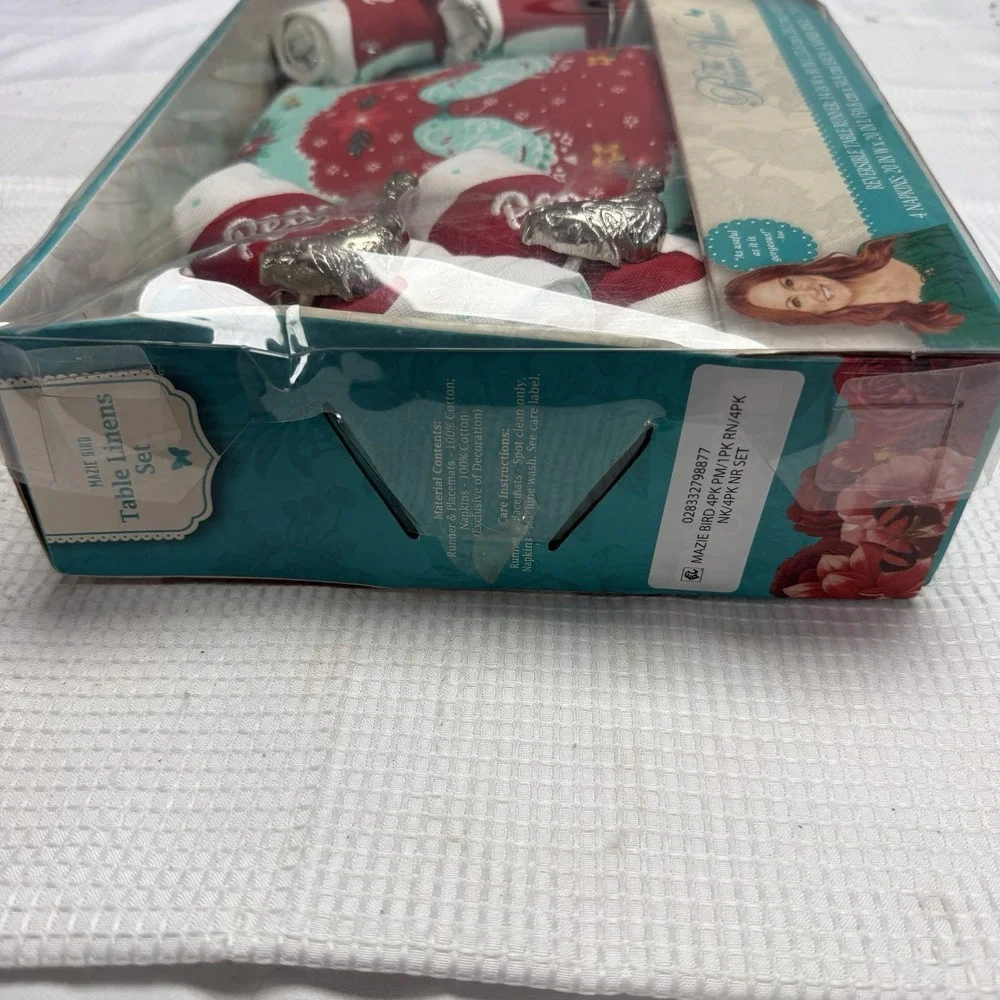New The Pioneer Woman Mazie Bird Reversible 13 Pieces Holiday Table Linens Set *